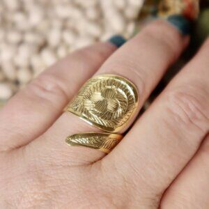 Etched Wrap Ring | Vintage Boho Style